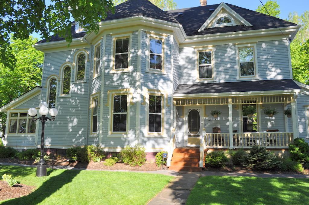 Summerside Inn Bed And Breakfast מראה חיצוני תמונה
